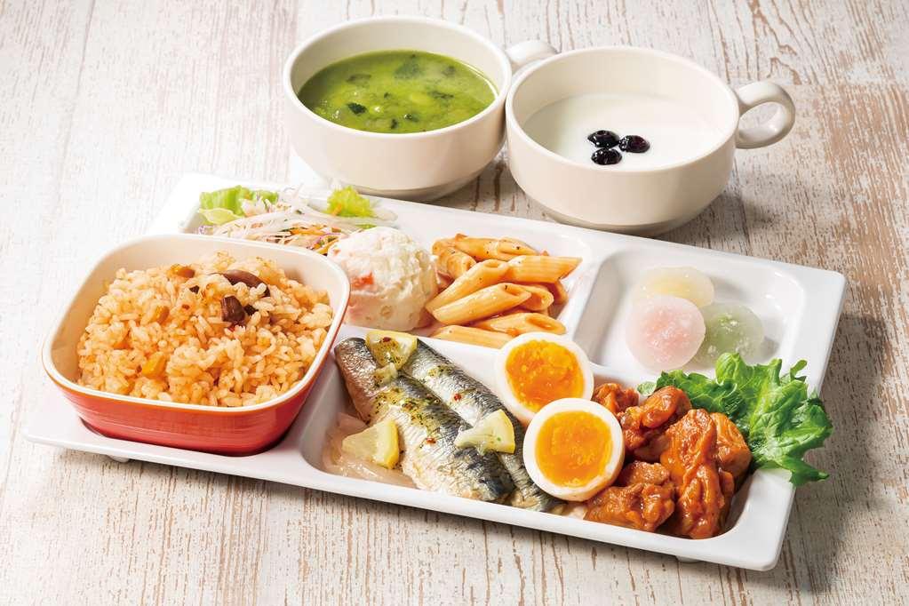 Comfort Hotel Kochi Restaurant bilde